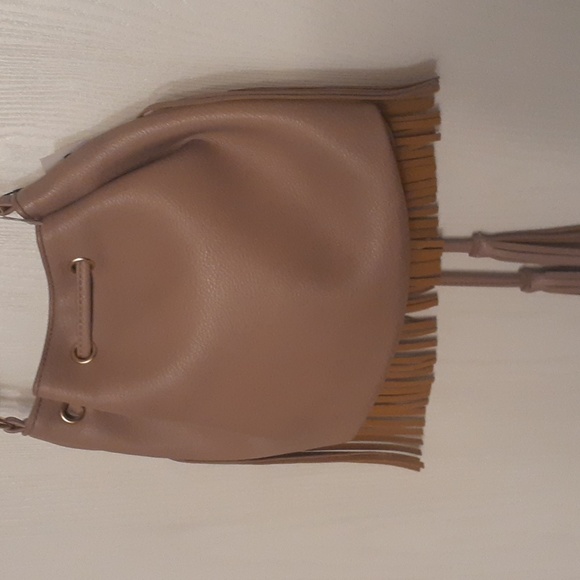 NEW mocha colored fringe shoulder bag. - Picture 4 of 4